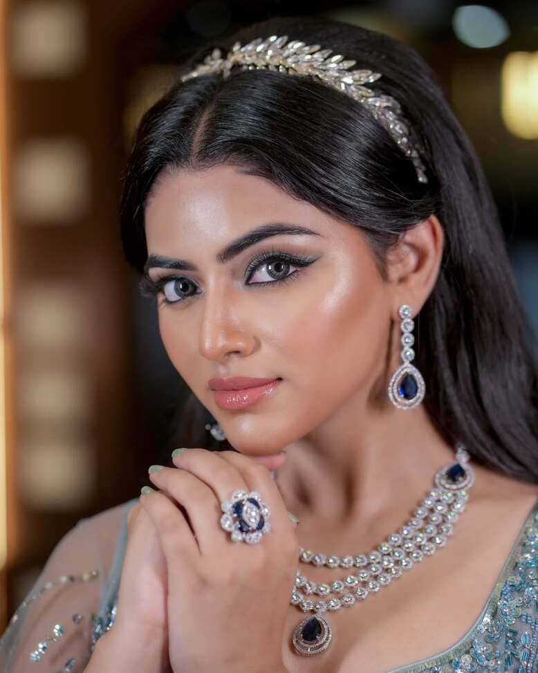 Makeup Services 2